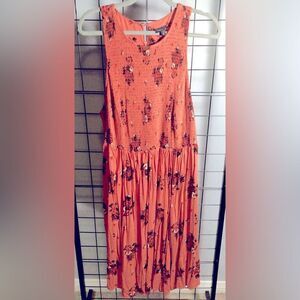 Torrid sleeveless orange flowered plus size dress with smocked top EUC